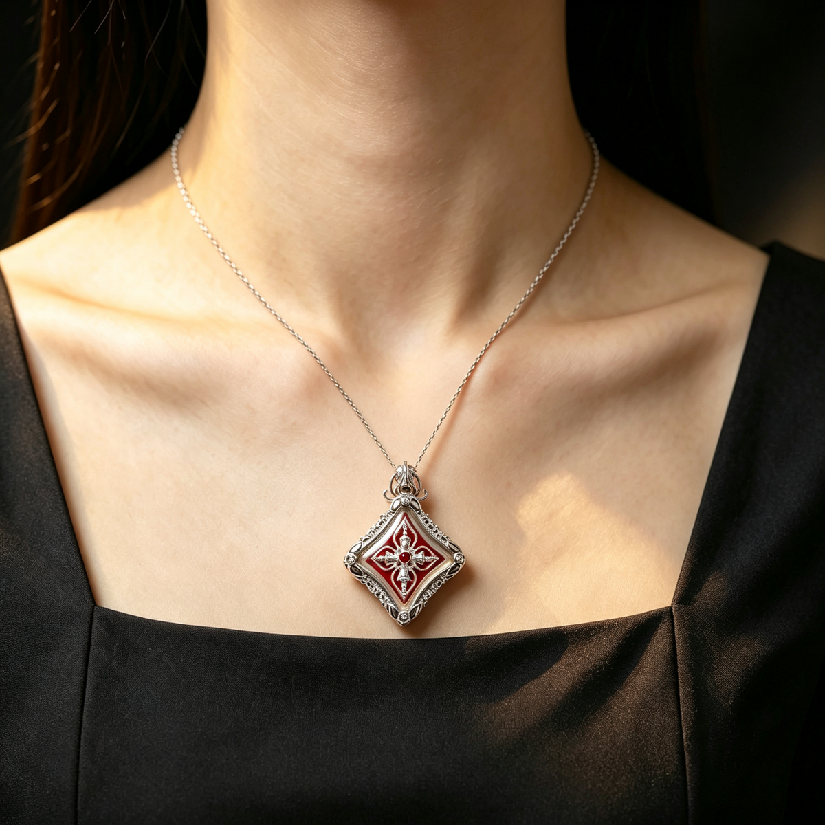 Thailändisches Phra Phrom Viergesicht-Buddha-Amulett (Silber Mini), thailändischer Volksanhänger, heiliger Glücksbringer