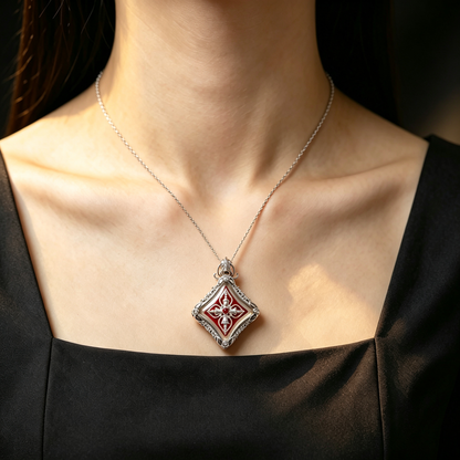 Thailändisches Phra Phrom Viergesicht-Buddha-Amulett (Silber Mini), thailändischer Volksanhänger, heiliger Glücksbringer