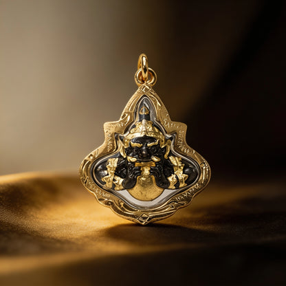Amulette thaïlandaise Phra Rahu (petit cadre doré), pendentif folklorique thaï, talisman sacré porte-bonheur