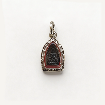 Amulette bouddhiste ancienne thaïlandaise Phra Rod (mini cadre en argent), pendentif traditionnel thaïlandais, talisman sacré porte-bonheur
