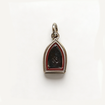 Amulette bouddhiste ancienne thaïlandaise Phra Rod (mini cadre en argent), pendentif traditionnel thaïlandais, talisman sacré porte-bonheur